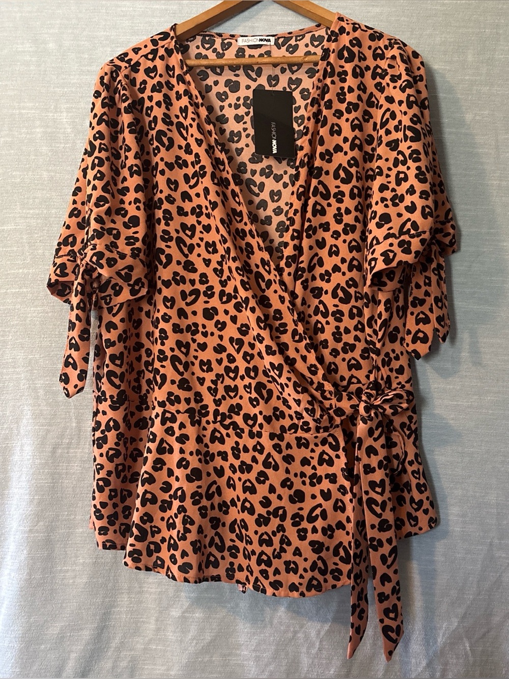 Fashion Nova Blouse Short Sleeve Wrap Brown/Black Animal Print Women’s Sz 2X NWT